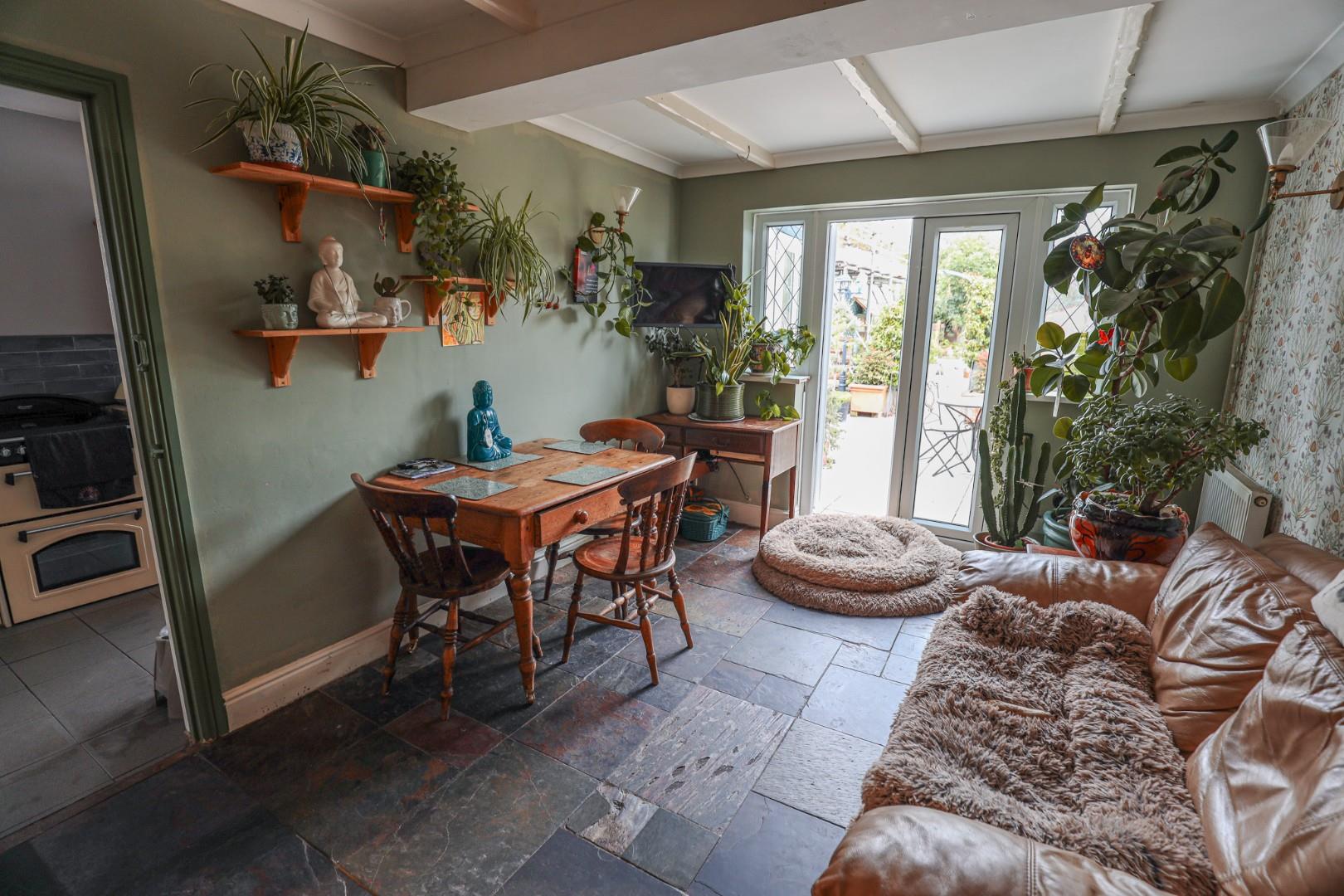 23 St. Brides Road, Wick, Nr Cowbridge, Vale of Glamorgan, CF71 7QB